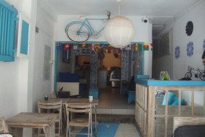 walking into pedlar's inn hostel. galle, sri lanka. october 2015.