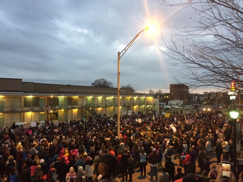 2017-02-01-17-38-22-1