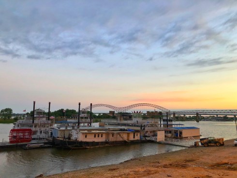 2019-04-28 06.03.57-1